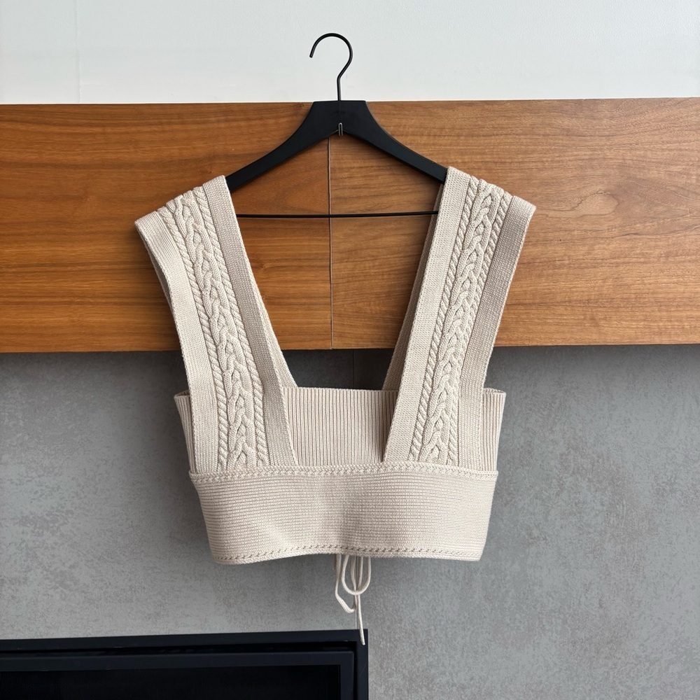 NWOT YARGICI Knitwear Crop Top, Size L